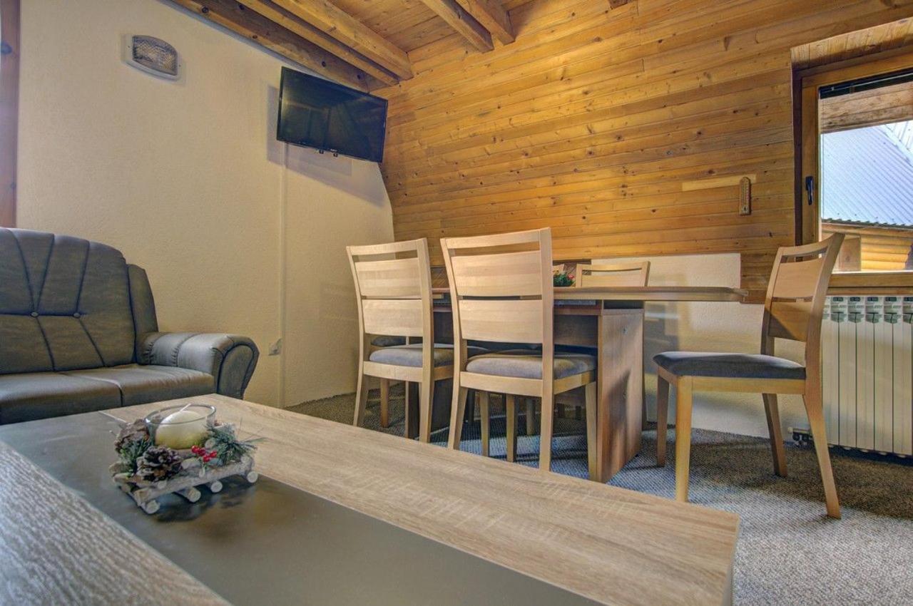 יהורינה Apartments Dobro חדר תמונה
