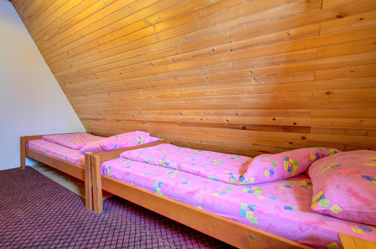 יהורינה Apartments Dobro מראה חיצוני תמונה