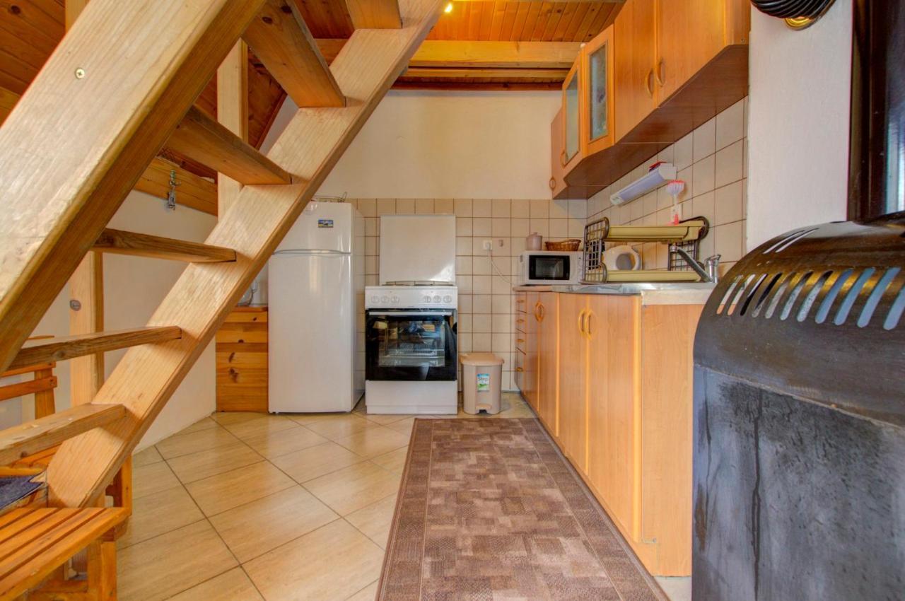 יהורינה Apartments Dobro מראה חיצוני תמונה